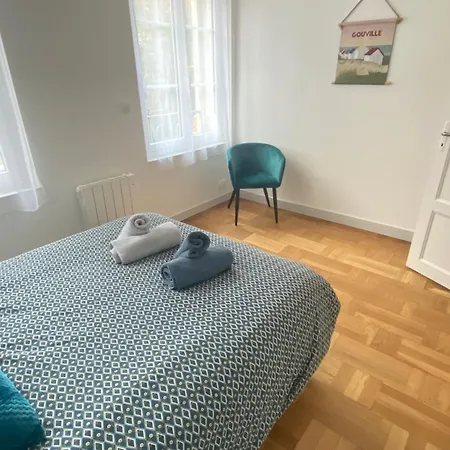 Апартаменты Appartemement F2 Refait A Neuf Hyper Centre Кутанс